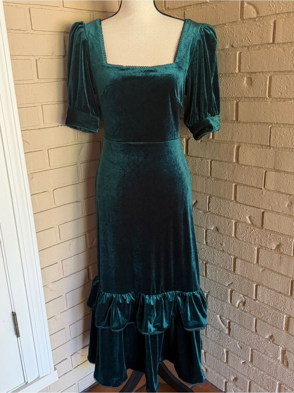 Rachel Parcell Puff Sleeve Velvet Midi Dress Ruffle M $188 NWT Victorian Goth - Picture 1 of 10